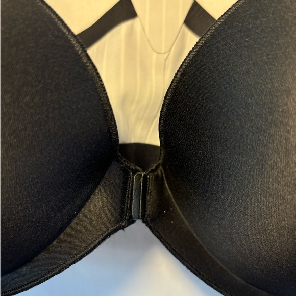 Victoria Secret Athletic Bra - Picture 5 of 6